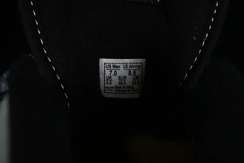 All categories Vans Vans series Vans Mid Vans China Vans Half Cab 33 Dx legendary skater signature China skateboard shoes VN0A5KX6B3C